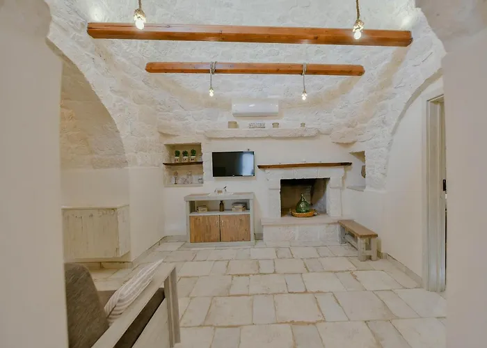 Trulli Colebe With Private Pool Appartement