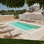شقة Trulli Colebe With Private Pool