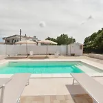 Trulli Colebe With Private Pool Daire Martina Franca