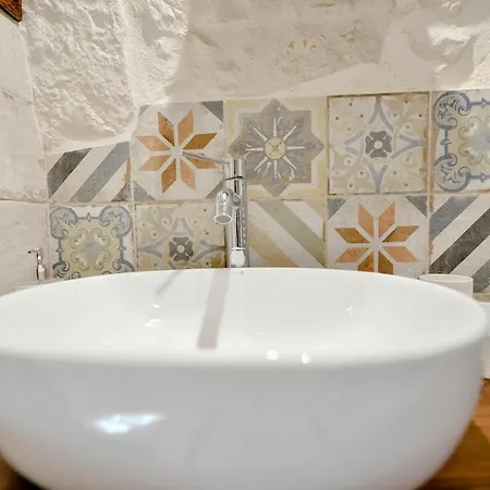Apartment Trulli Colebe With Private Pool *