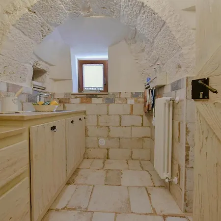 Trulli Colebe With Private Pool Apartment