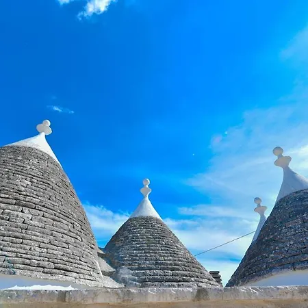 Trulli Colebe With Private Pool Apartment