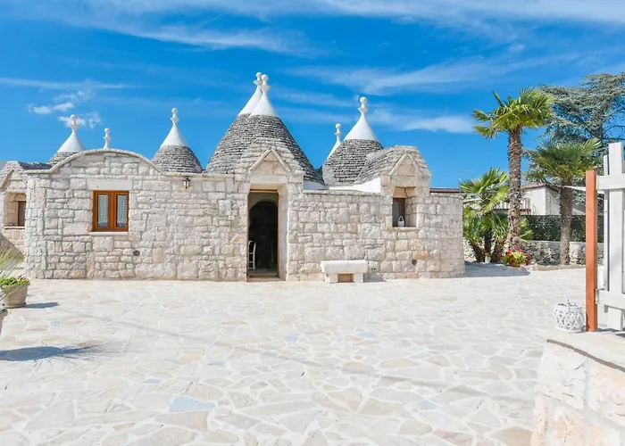 Trulli Colebe With Private Pool 公寓 *